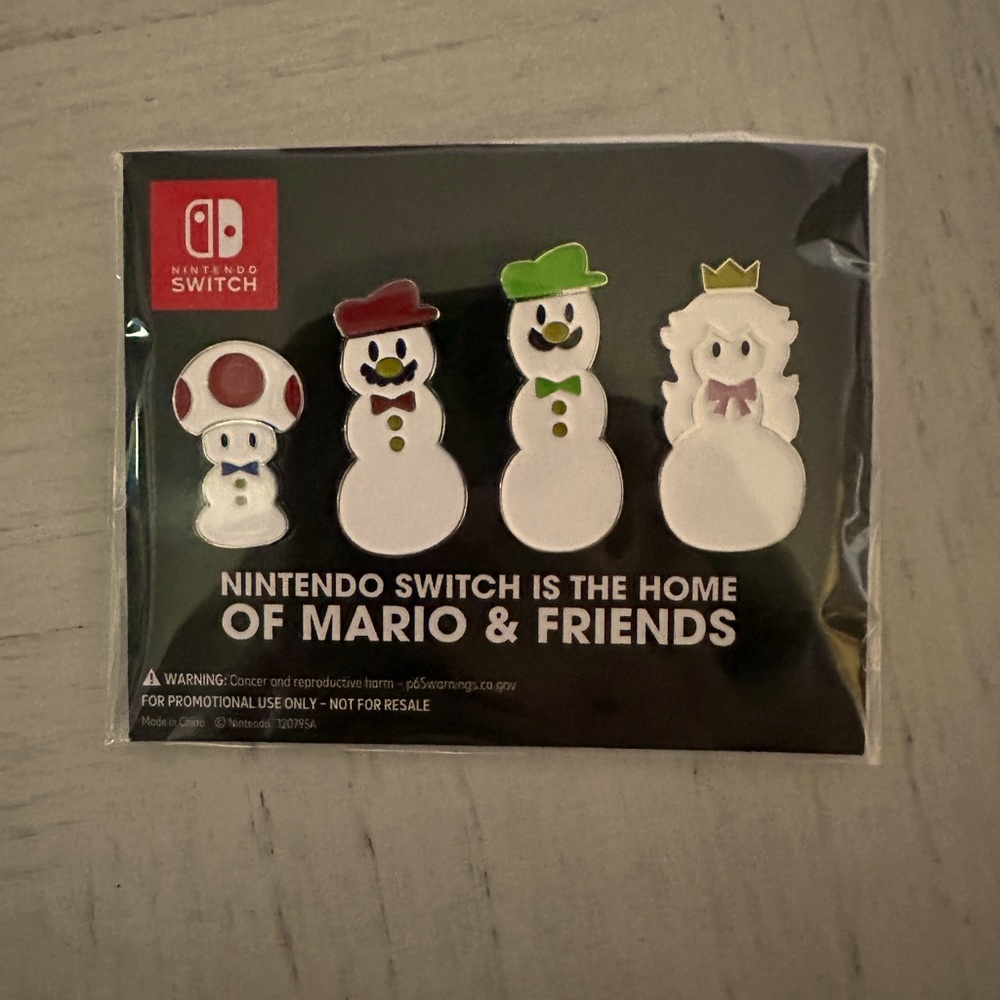 Super Mario Snowman Pins